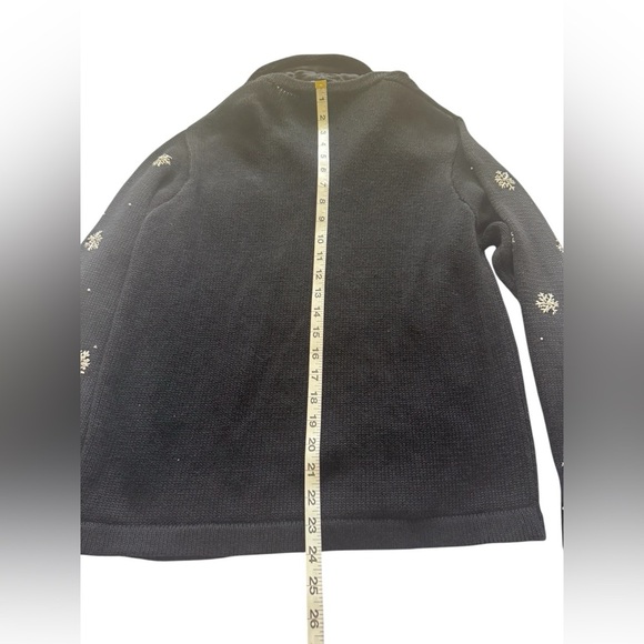 Vintage Victoria Jones Black Faux Fur Christmas Poinsettia Cardigan Size Medium - Picture 12 of 12